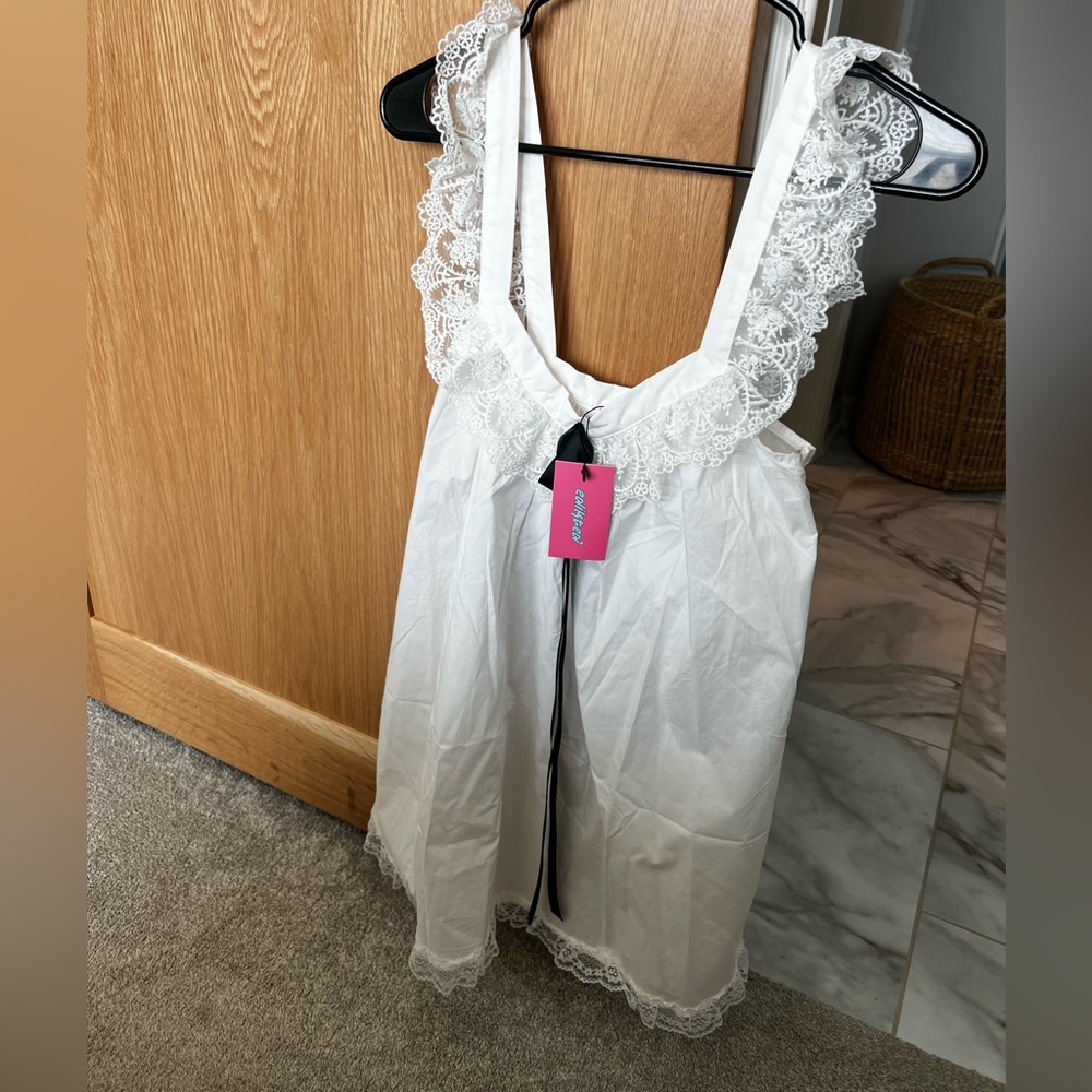 Edikted women’s white mini sun dress